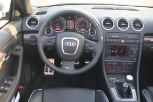 Audi RS4 Cabriolet 2006 года  (NA)